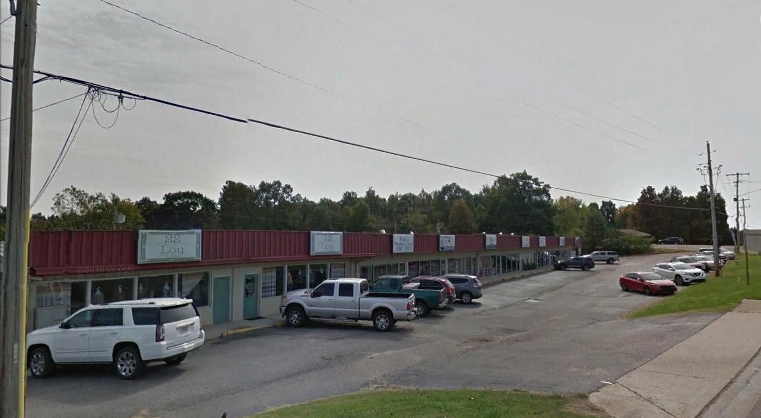2407 Linwood Dr, Paragould, AR 72450
